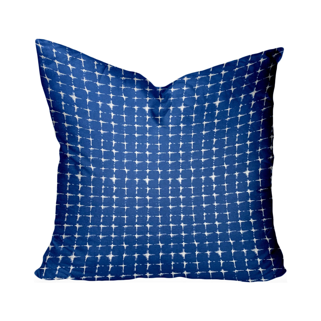 Indoor/Outdoor Soft Pillow with Zipper Cover 36 x 36 F565633