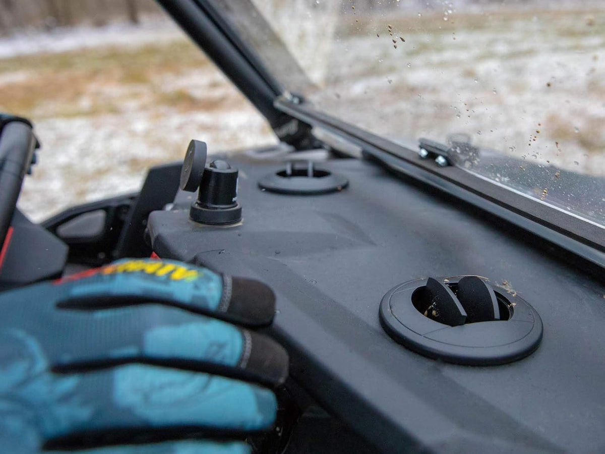 Cab Heater with 360 Degree Adjustable Vents, Defrost Hoses, Built-in Shutoff Valve, 3.4 Amps at 13.7 Volts G43216