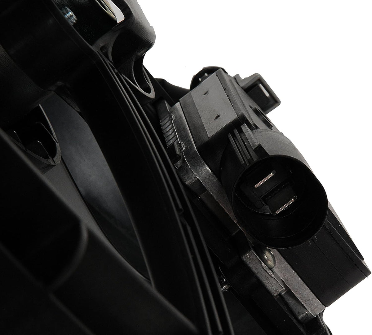 Engine Cooling Fan Assembly with Shroud J6753