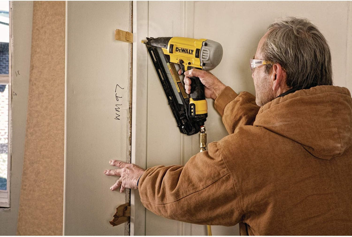 15 Gauge Angle Finish Nailer A1805