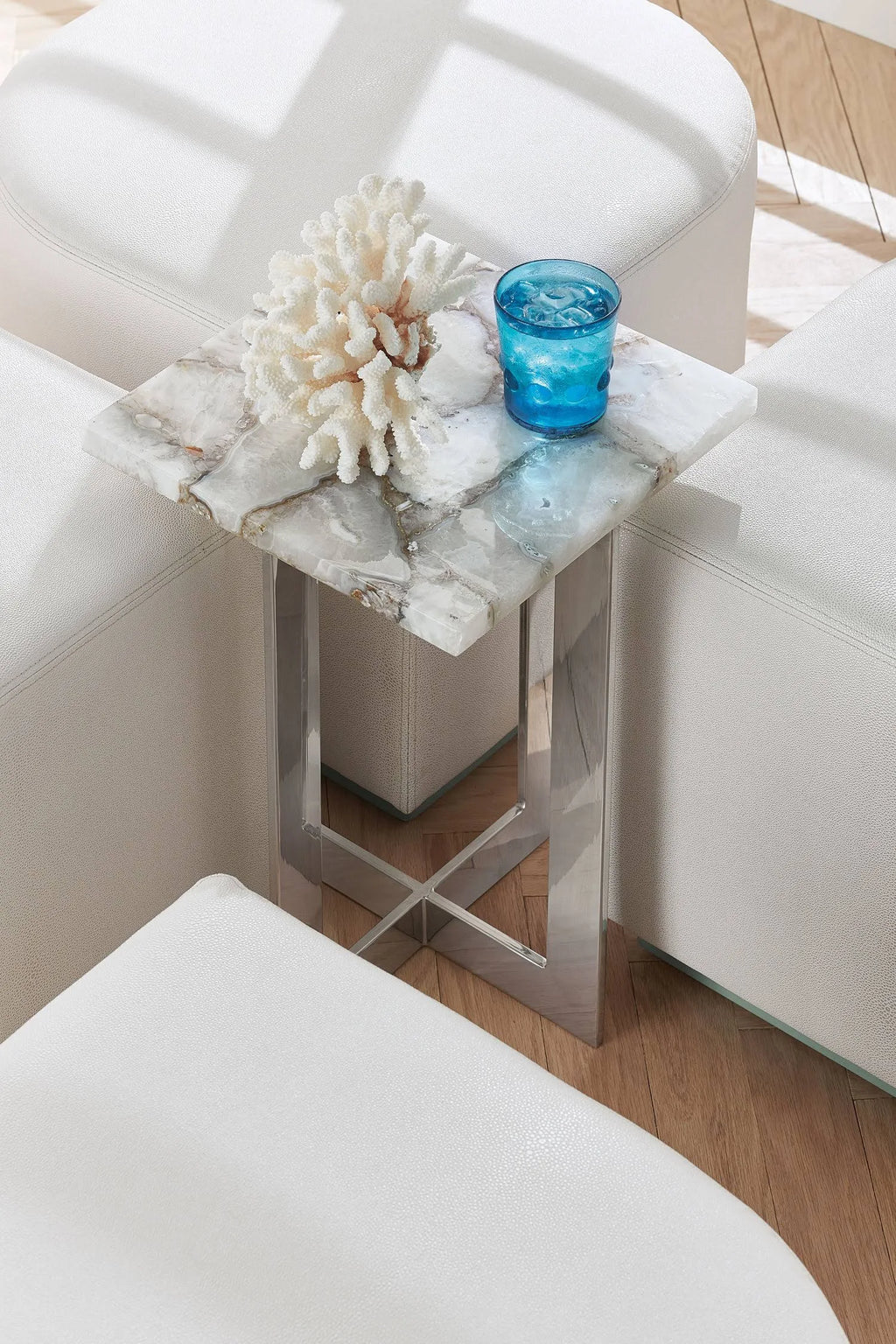 End Table E9587