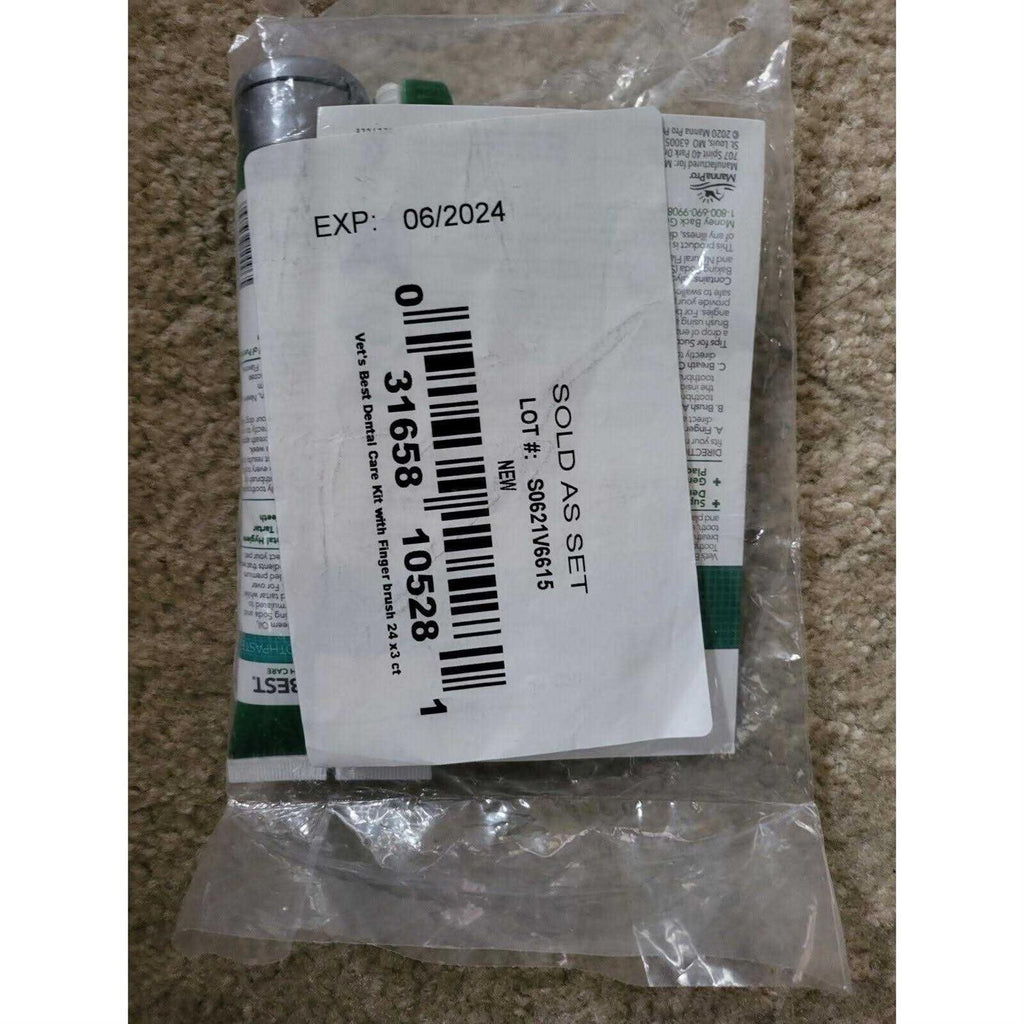 Enzymatic Toothpaste and Toothbrush Dog Dental Care Kit U518821