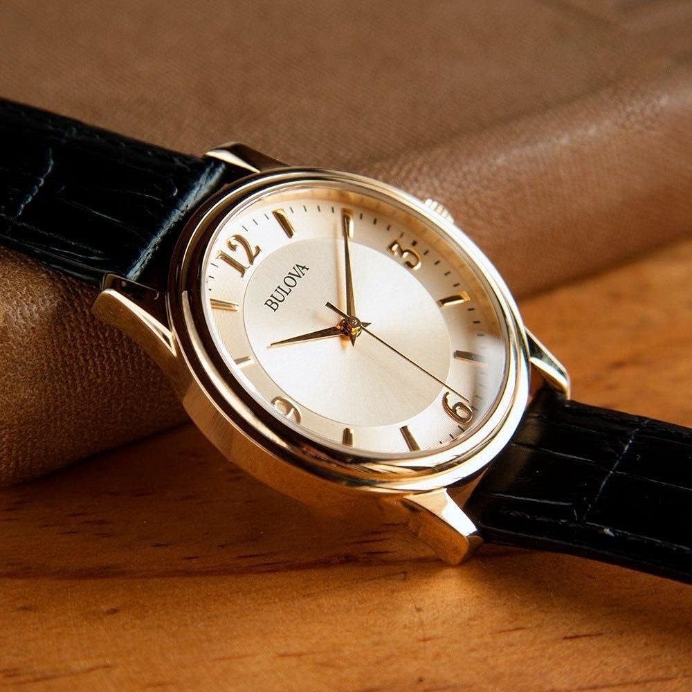 Black Leather Strap Watch X554