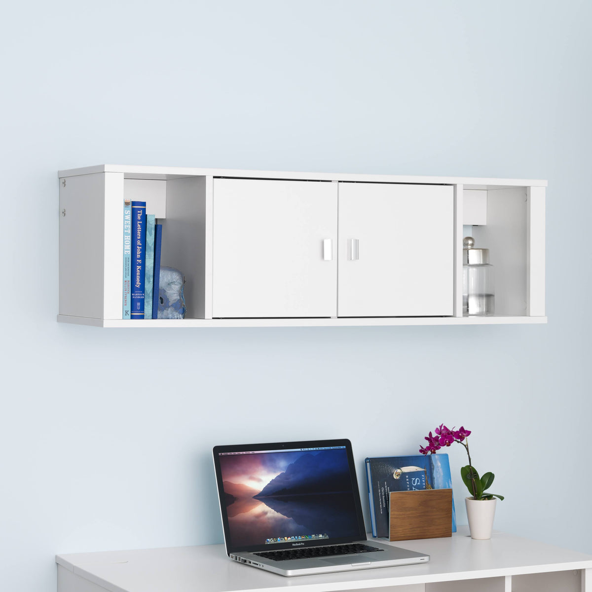 Floating Hutch - White E532635