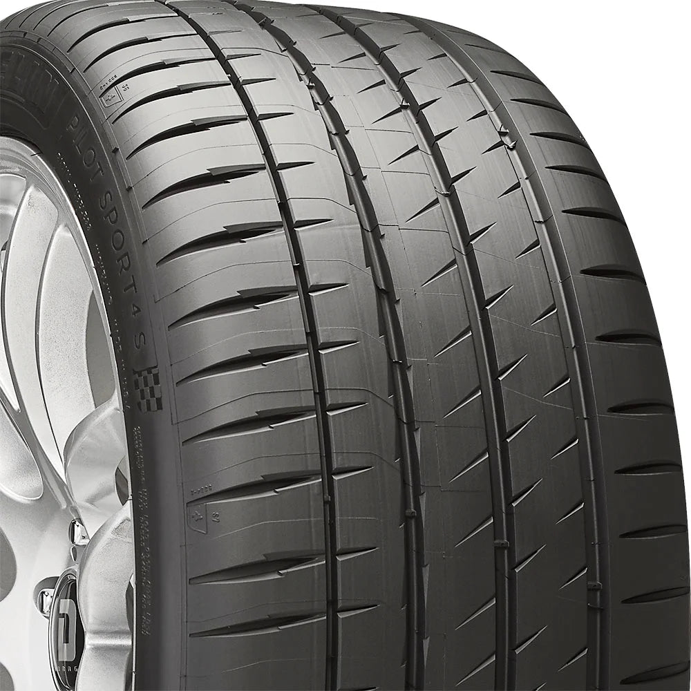 Performance 265/30ZR19 (93Y) XL Passenger Tire L479